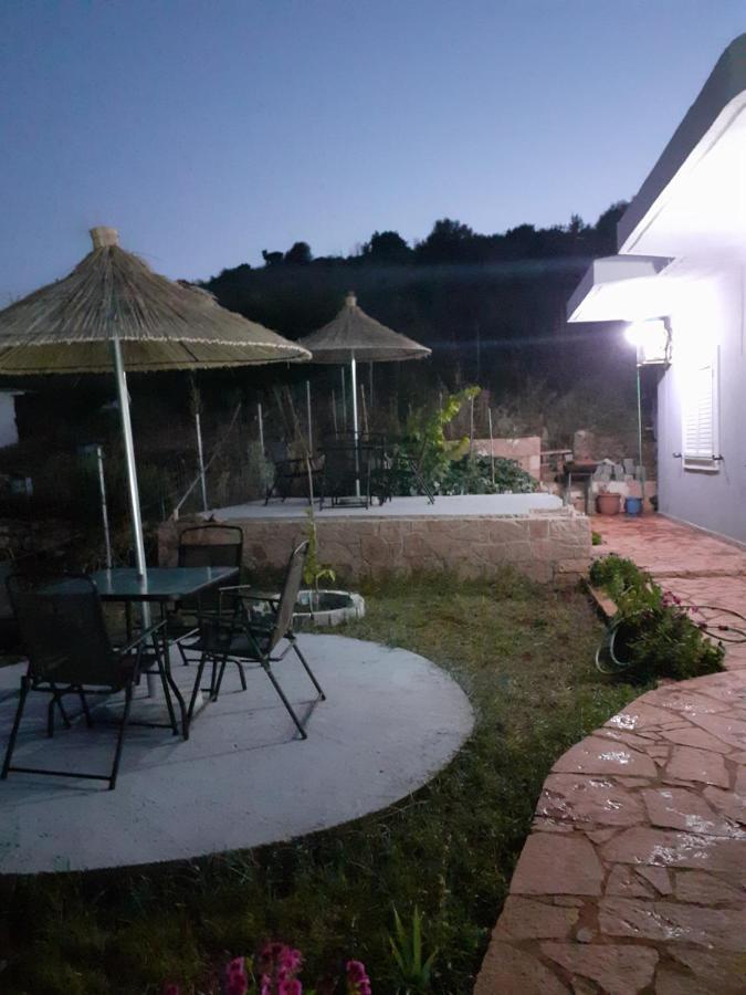 Vila Osmanaj Ksamil Exteriör bild